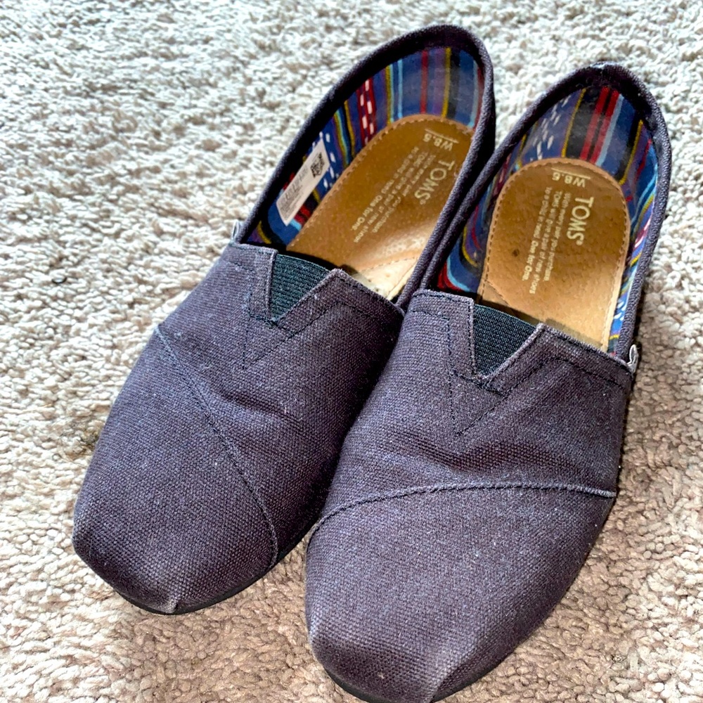 Black Toms